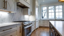 Easton_22jpg_1024