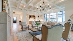Address: 1414 amesbury ln franklin
Agent: ali davis
Photographer: Steve Harman for Showcase Photographers