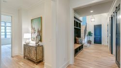 Address: 1414 amesbury ln franklin
Agent: ali davis
Photographer: Steve Harman for Showcase Photographers