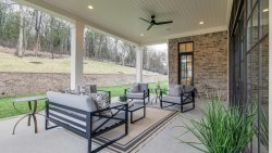 Address: 1414 amesbury ln franklin
Agent: ali davis
Photographer: Steve Harman for Showcase Photographers