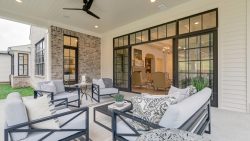 Address: 1414 amesbury ln franklin
Agent: ali davis
Photographer: Steve Harman for Showcase Photographers