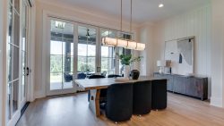 Southwind 17 - Dining