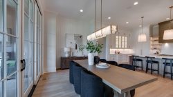 Southwind 18 - Dining