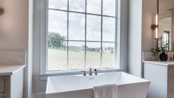 Southwind 24 - Primary Tub
