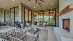 Southwind 55 - Covered Porch